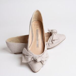 NWT New Directions Callie Cream Bow Flats